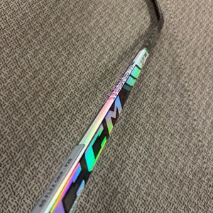 Intermediate CCM Tacks XF Pro Right Handed Hockey Stick P28 (New) 65 flex