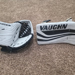 Vaughn Ventus SLR Regular Youth Glove & Blocker (Used)
