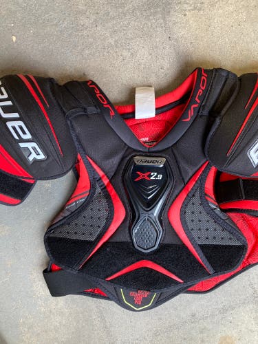 Senior Medium Bauer Vapor X2.9 Shoulder Pads