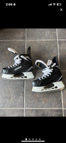 Junior Used Bauer Supreme S140 Hockey Skates D&R (Regular) 4.0