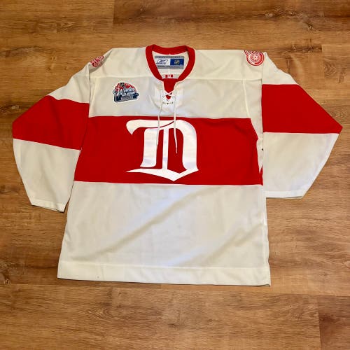 Reebok Detroit Red Wings 2009 NHL Winter Classic Jersey (L)