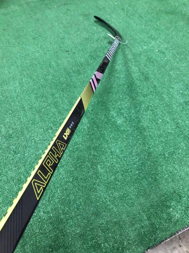Senior Warrior Alpha LX2 PRO Hockey Stick Right Handed Toe Pattern (Used)