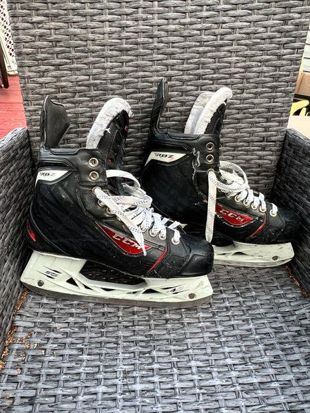 CCM Hockey Skates Regular Width Pro Stock 8 (Used)