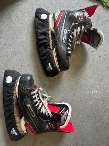 Bauer Vapor X2.5 Hockey Skates 10.5 (Like new) Size 10.5
