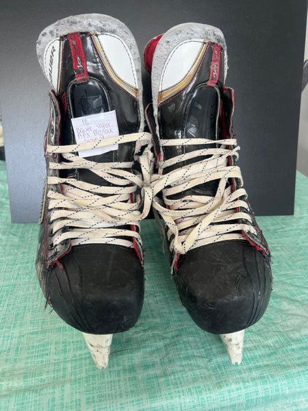 Bauer Vapor APX2 Hockey Skates 9 (Used)