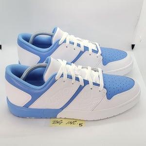 Nike Jordan Nu Retro 1 Low Golf Shoes UNC Mens sz 10.5 / FZ4153-101 White Blue