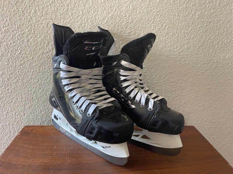 CCM RibCor 100k Pro Hockey Skates Extra Wide Width Size 5 (Used)
