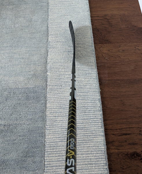 Senior CCM Super Tacks AS-V PRO Pro Stock