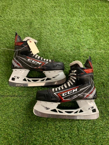 Senior CCM JetSpeed FT490 Hockey Skates Extra Wide Width 10 (Used)
