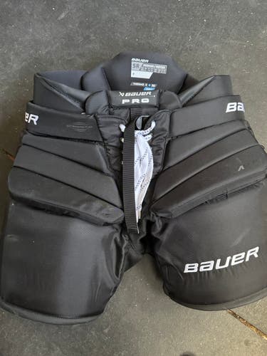 Senior Medium 2025 S23 Bauer Pro Hockey Goalie Pants (New)