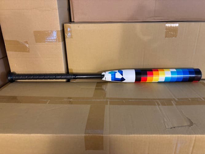 Used 2023 DeMarini Prism Fastpitch Softball Bat - 32 Inch/22oz.