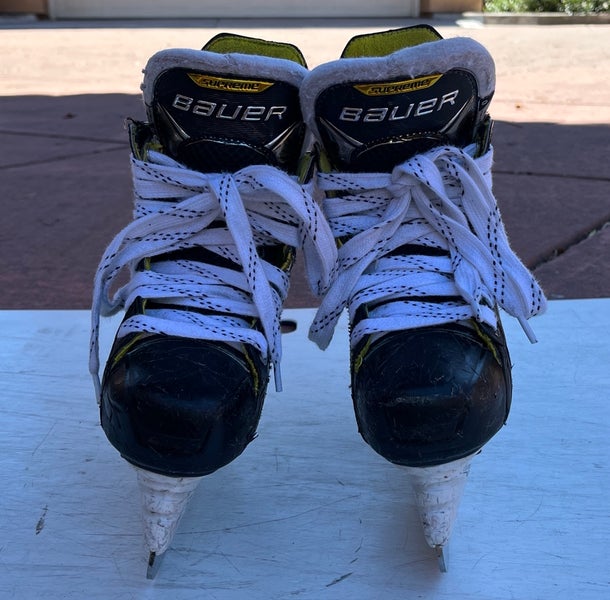 Bauer Supreme 3S Hockey Skates Regular Width Size 1 (Used)