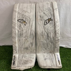 White 31" Junior Brian's Optik 9.0 Goalie Leg Pads (Used)