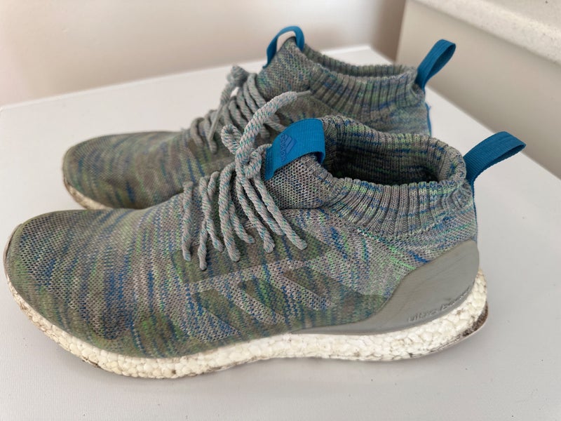 Men's Size M 10.5 (W 11.5) Adult Adidas Ultraboost Shoes (Used)
