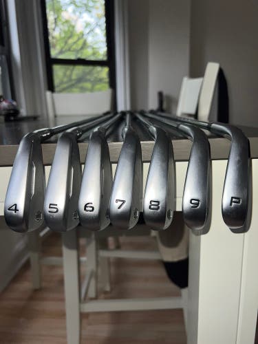 Men's 2024 Bettinardi MB24 RH 4-PW, KBS Tour Stiff Steel Shaft