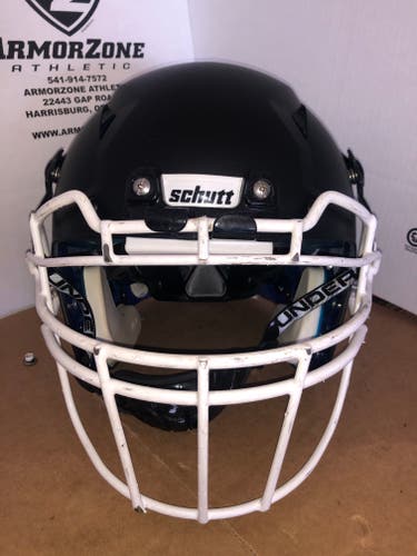 USED SCHUTT VENGEANCE PRO - MEDIUM - FLAT BLACK