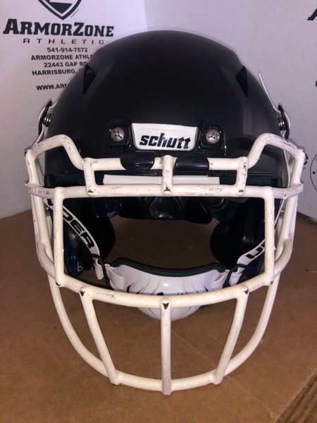 USED SCHUTT VENGEANCE PRO - MEDIUM - FLAT BLACK