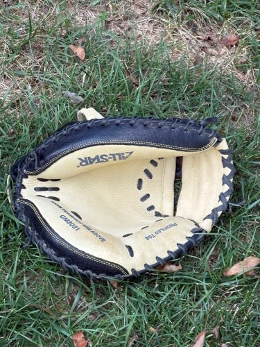 All Star CM3031 RH Catcher's Glove 32" (Used)