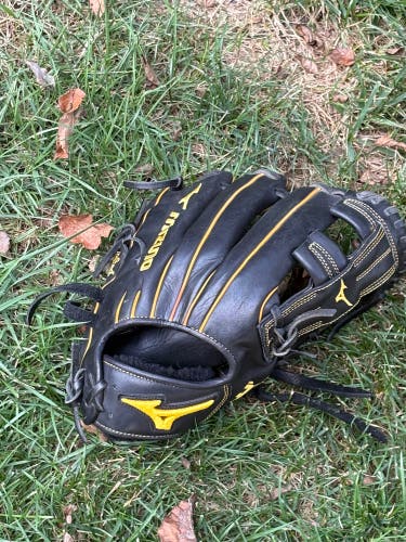 2023 Mizuno Pro Select RH Infield Baseball Glove 11.75" (Used)