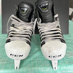 CCM RibCor 50K Hockey Goalie Skates Wide Width 9 (Used)