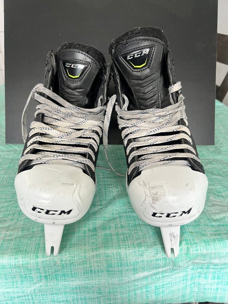 CCM RibCor 50K Hockey Goalie Skates Wide Width 9 (Used)