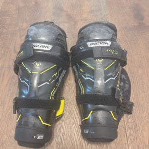 Youth Bauer Supreme Mach 9" Shin Pads (Used)