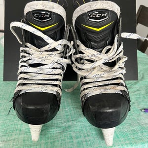 CCM Pro Tacks Hockey Skates Wide Width 7.5 (Used)