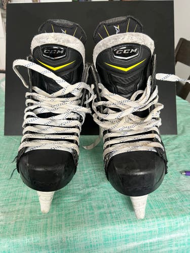 CCM Pro Tacks Hockey Skates Wide Width 7.5 (Used)