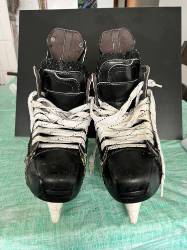 Bauer Supreme TotalOne NXG Hockey Skates Regular Width Pro Stock 9 (Used)