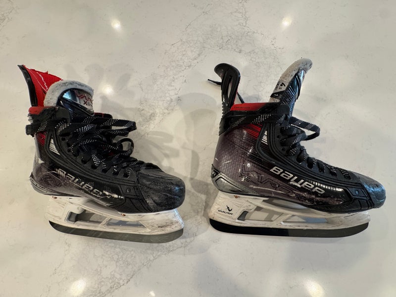 Bauer Vapor X5 Pro Hockey Skates Size 4.5 Fit 1 (Used) Fly TI Runner