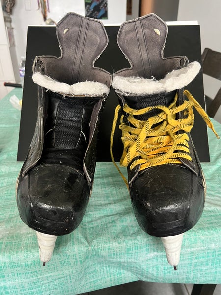 Bauer Supreme One.8 Hockey Skates Extra Wide Width 11.5 (Used)