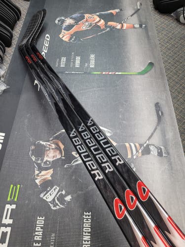 3 PACK | P92 | 77 Flex NEW! Senior Bauer Vapor Flylite League Right Handed Hockey Stick Pro Stock