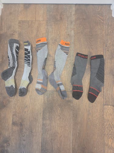 SET OF THREE Unisex Small (Junior) Bauer Skate Socks (Used)