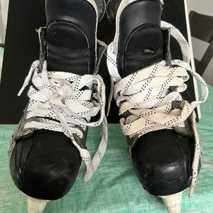 Bauer Vapor APX Hockey Skates Regular Width Pro Stock 8 (Used)