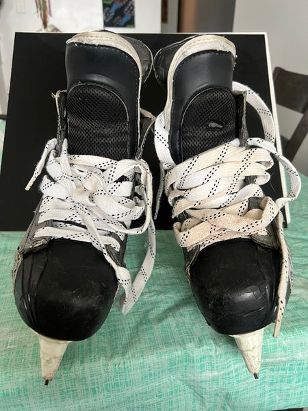 Bauer Vapor APX Hockey Skates Regular Width Pro Stock 8 (Used)