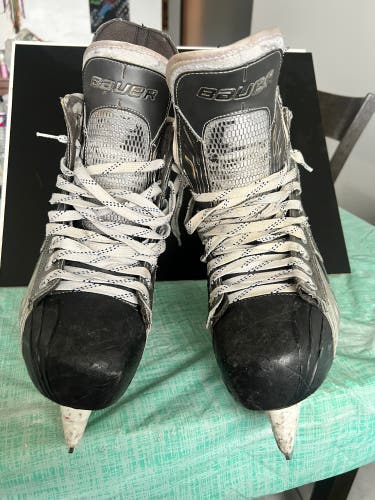 Bauer Vapor APX Hockey Skates Regular Width 9 (Used)