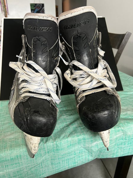 Bauer Vapor APX Hockey Skates Regular Width 10 (Used)