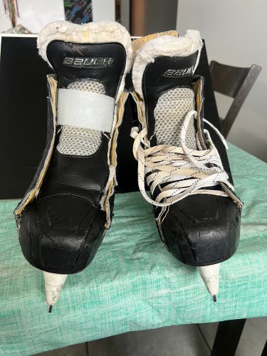 Bauer Nexus 1000 Hockey Skates Narrow Width Pro Stock 9 (Used)