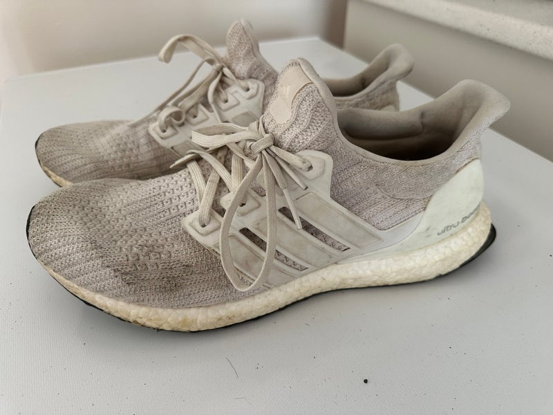 White Men's Size M 10.5 (W 11.5) Adult Adidas Ultraboost Shoes (Used)