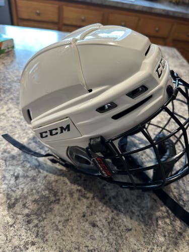 Medium CCM Helmet (New)