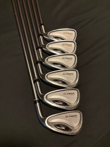 Men's 2010 Cobra Cobra SS-i Oversize Right Handed Iron Set Regular Flex 6 Pieces Graphite Shaft (Use