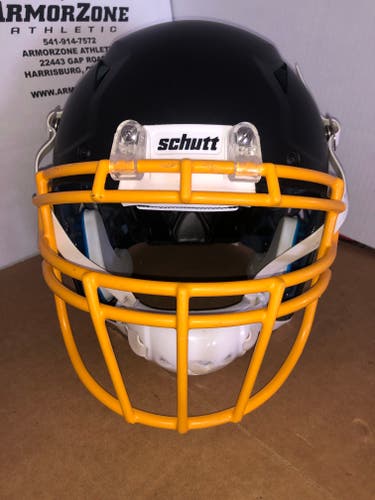 USED SCHUTT VENGEANCE PRO - MEDIUM - FLAT BLACK