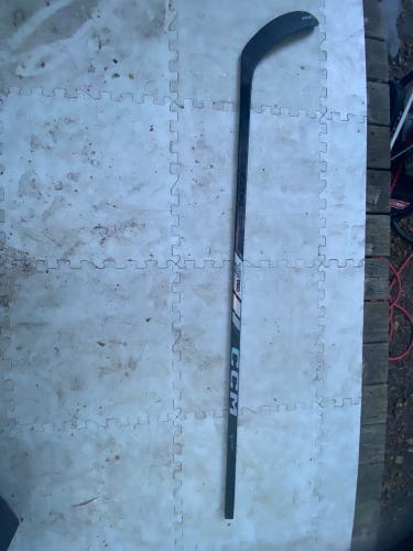 Intermediate CCM Tacks XF Pro Left Hand Hockey Stick P29 (fUsed)