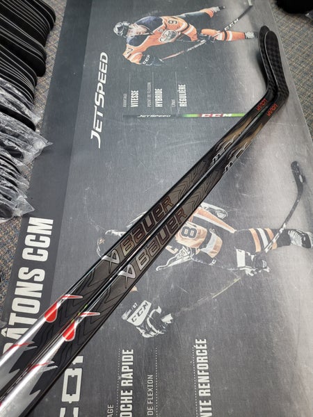 2 PACK | P28 | 70 Flex NEW! Senior Bauer Vapor Flylite League Left Handed Hockey Stick Pro Stock