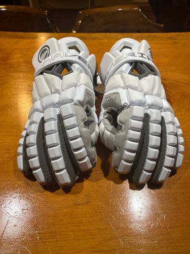 Maverik Max Lacrosse Gloves Extra Large (New)