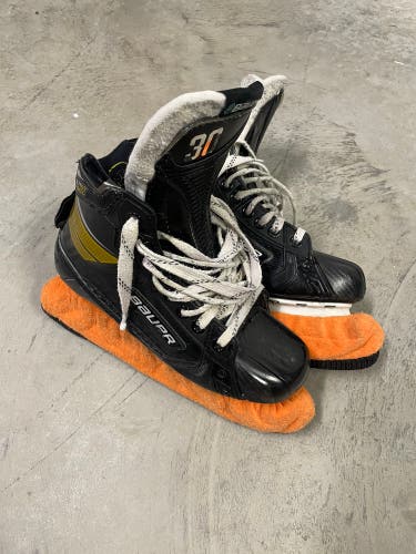 Bauer Supreme UltraSonic Hockey Goalie Skates Pro Stock Size 4.5 (Used)