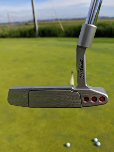 Silver Men's 2019 Titleist Scotty Cameron Select Newport 2 Right Handed Putter 34" (Used)