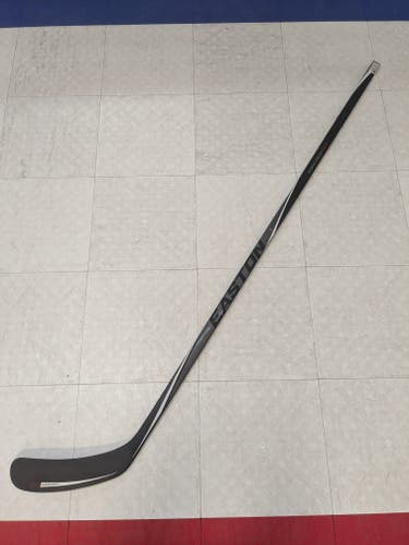 Intermediate Easton Synergy 60, E3 Curve, Left Hand Hockey Stick (New)