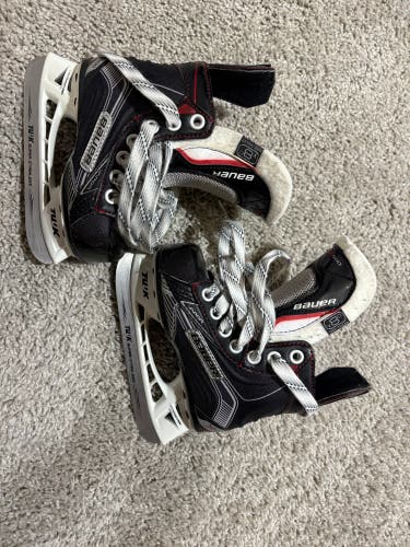 Bauer Vapor X500 Hockey Skates Regular Width 8 (Used)