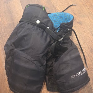 Youth Medium Bauer Hockey Pants (Used)